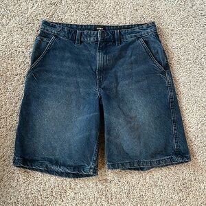 COTTON ON Baggy men’s denim shorts